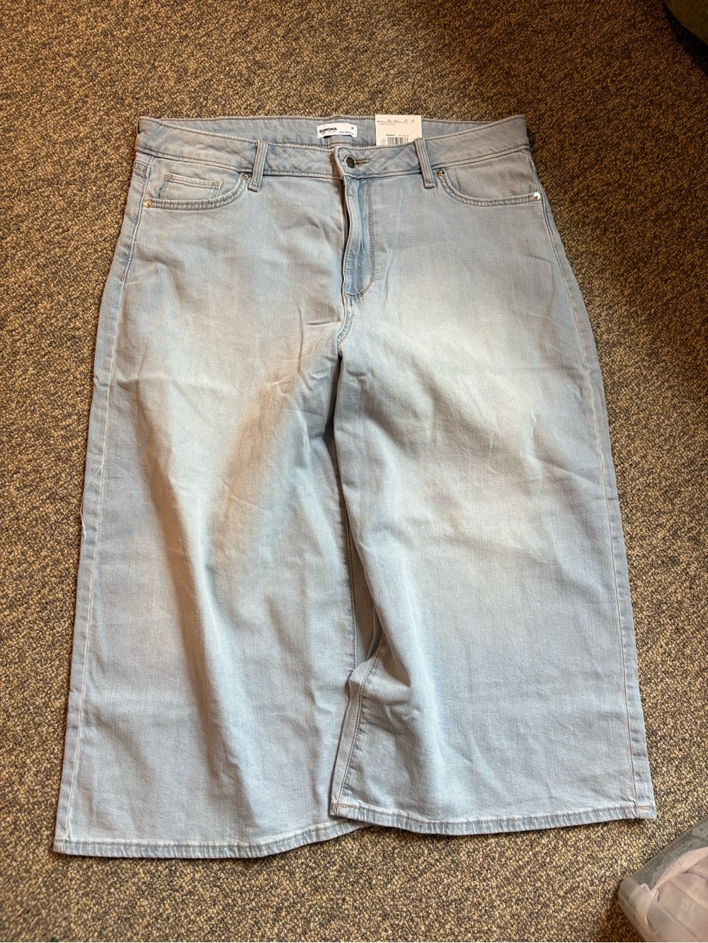Sonoma wide leg cropped jeans size 18 NWT